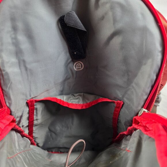 Novara MainLine Red Cycling Backpack Travel Outdoors Camping Hiking Casual - Picture 10 of 13